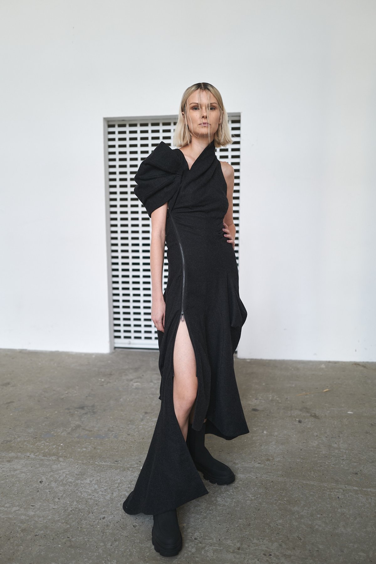 Dahl Column Skirt view 9